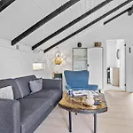 2 Bedroom Amazing In * 德斯泰德