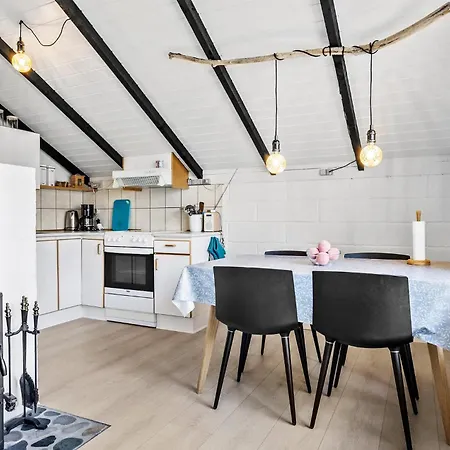 2 Bedroom Amazing In Thisted