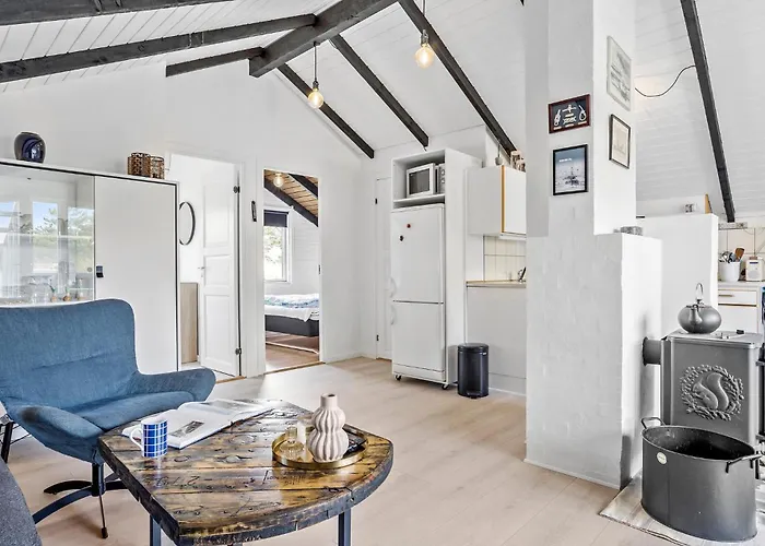 2 Bedroom Amazing In 別荘