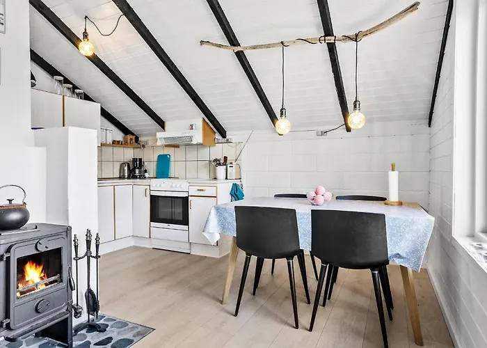 2 Bedroom Amazing In ティステズ
